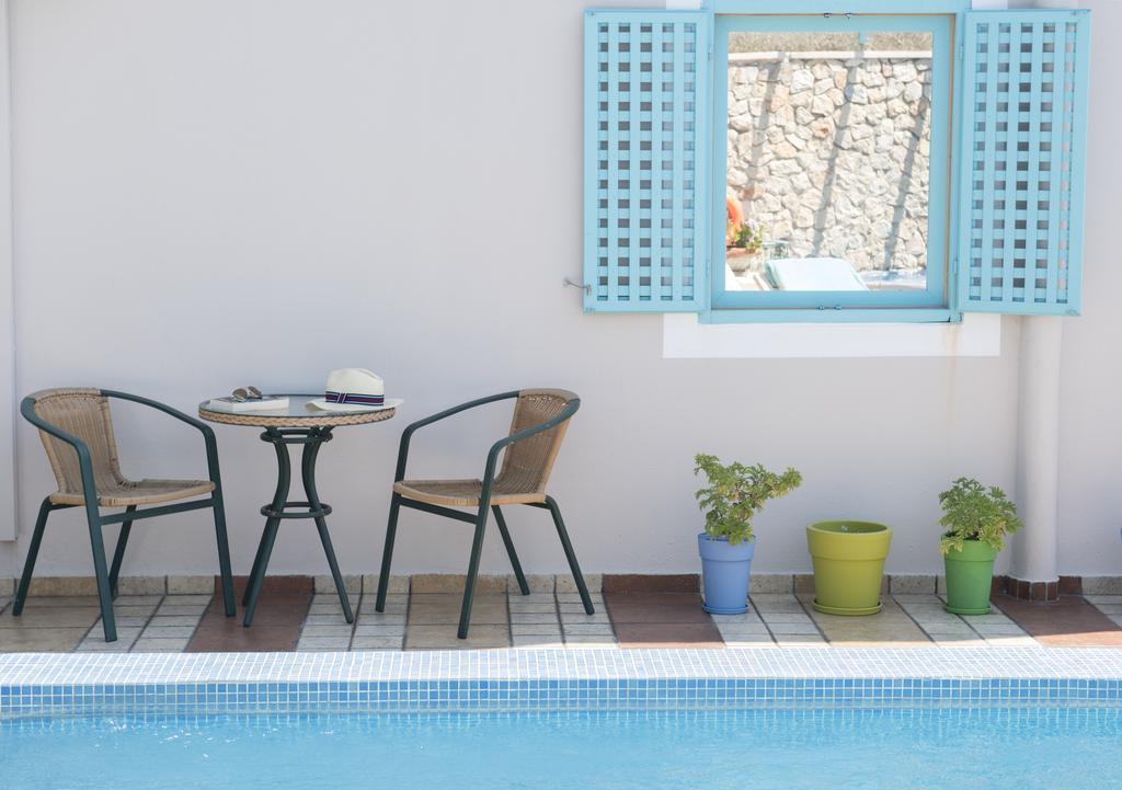 Villa Rose Fira  Exteriör bild